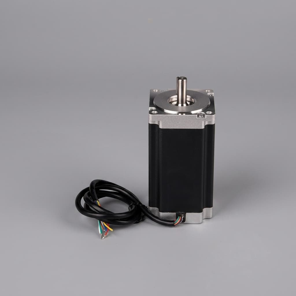 Custom rotary humanoid actuator module with integrated output interface